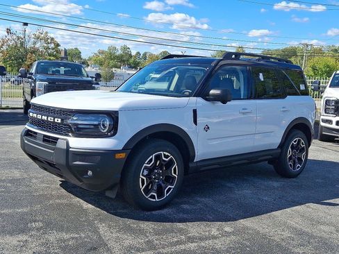 New 2025 Ford Bronco Sport Outer Banks w/ Outer Banks Tech Package+ image 2