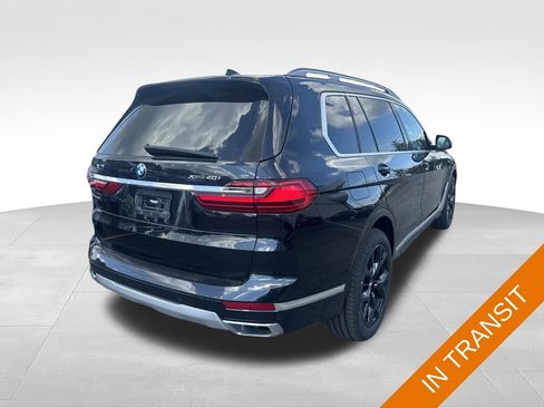 Used 2022 BMW X7 xDrive40i w/ Premium Package AWD/4WD image 2