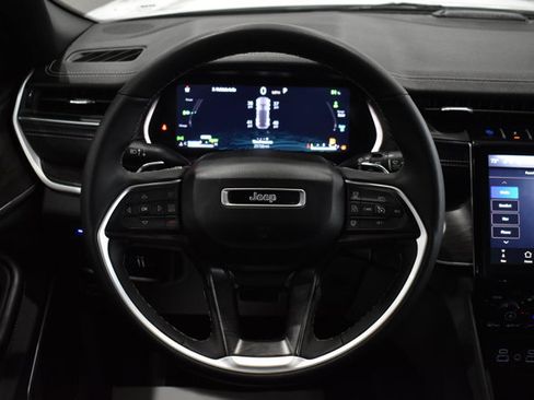 Used 2024 Jeep Grand Cherokee Limited 4xe image 16