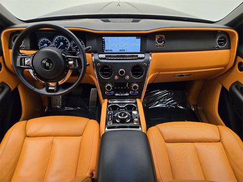 Certified 2022 Rolls-Royce Cullinan w/ Dark Exterior Package image 4