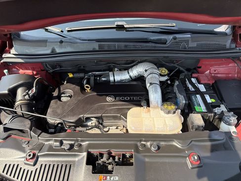 Used 2018 Buick Encore Essence AWD/4WD image 33