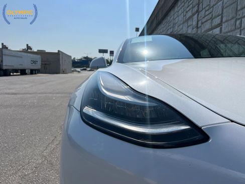Used 2020 Tesla Model 3 Standard Range image 15