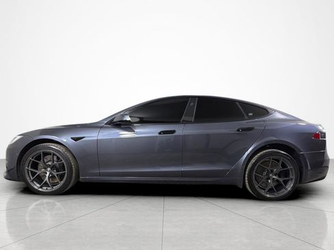 Used 2022 Tesla Model S Plaid AWD/4WD image 2