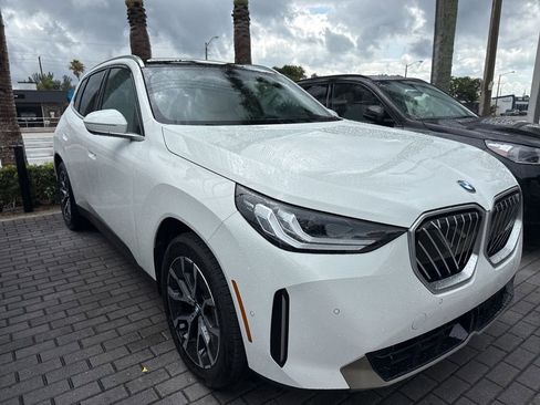 Used 2026 BMW X3 xDrive30i w/ Convenience Package AWD/4WD image 3