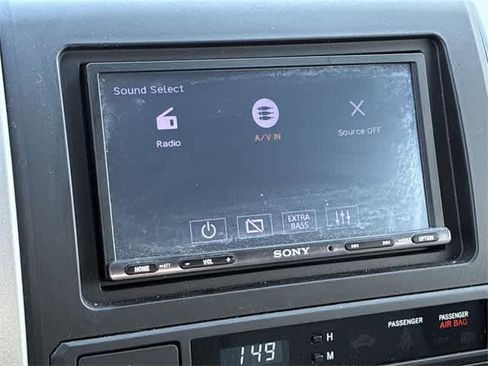 Used 2014 Toyota Tacoma PreRunner w/ SR5 Package image 29