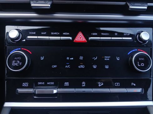 Used 2024 Hyundai Santa Fe XRT AWD/4WD image 4