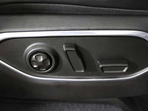 Used 2023 Jeep Wagoneer Series II AWD/4WD image 37