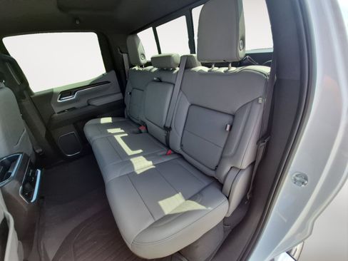 Used 2023 GMC Sierra 1500 SLT AWD/4WD image 24