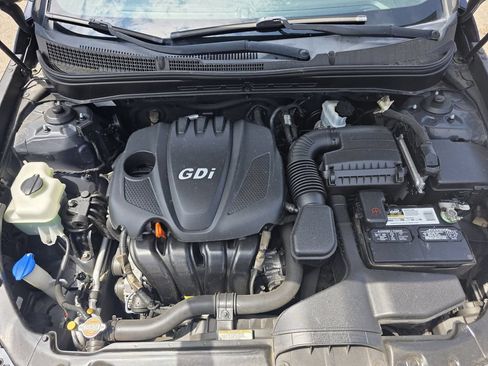 Used 2011 Hyundai Sonata SE w/ Navigation & Sunroof Pkg 4 FWD image 39