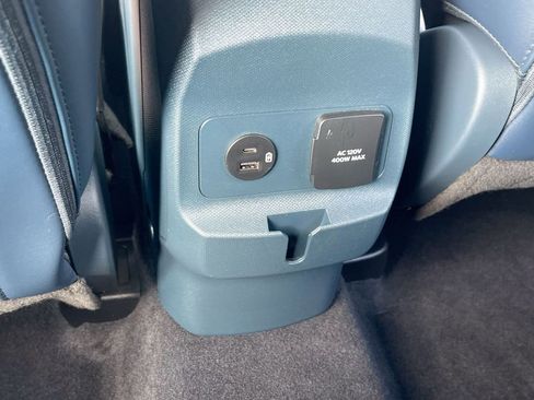 Used 2023 Ford Maverick Lariat w/ Lariat Luxury Package image 22