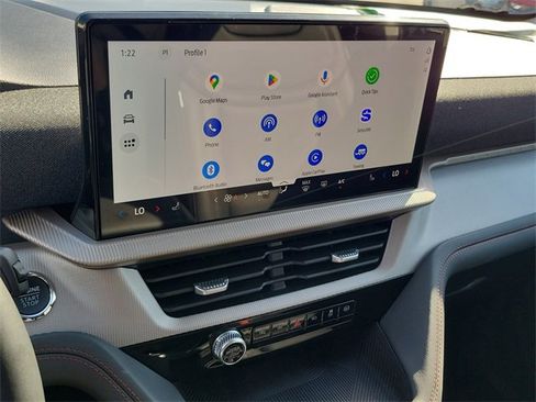 Used 2025 Ford Explorer Active image 8