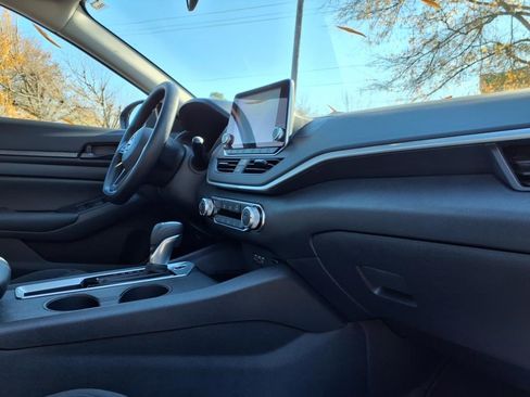 New 2025 Nissan Altima 2.5 S image 7