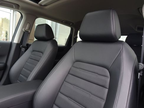 Used 2025 Honda CR-V EX-L image 10