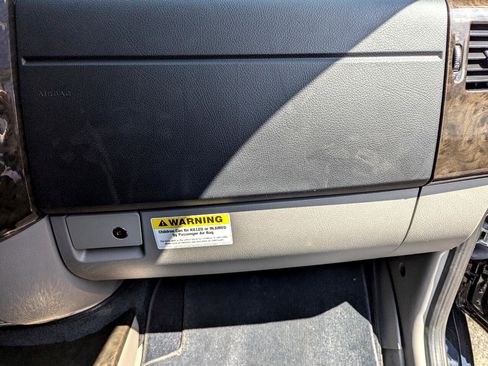 Used 2017 Mercedes-Benz Sprinter 2500 image 30