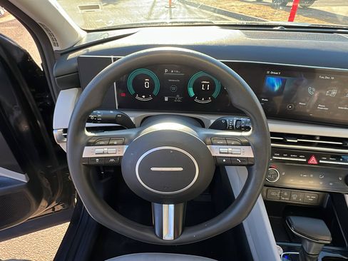 Used 2025 Hyundai Tucson SEL image 26