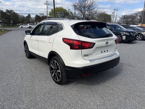 Used 2019 Nissan Rogue Sport SL AWD/4WD image 3