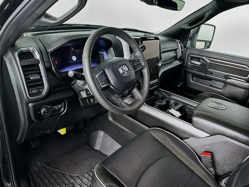 Used 2025 RAM 3500 Laramie AWD/4WD image 30
