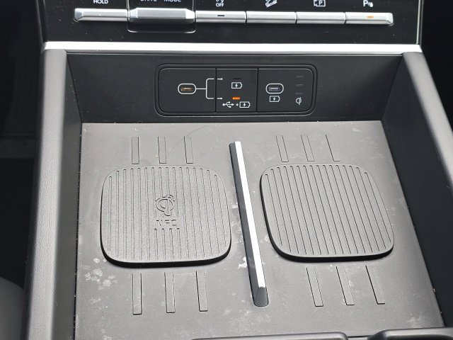 Certified 2024 Hyundai Santa Fe SEL FWD image 17