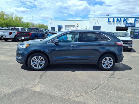 Used 2019 Ford Edge SEL w/ Equipment Group 201A AWD/4WD image 2