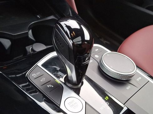 Certified 2024 BMW X4 M40i w/ Premium Package image 13