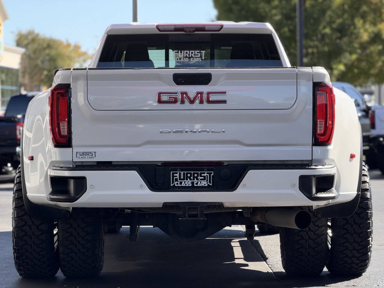 Used 2020 GMC Sierra 3500 Denali w/ Denali Ultimate Package AWD/4WD image 4