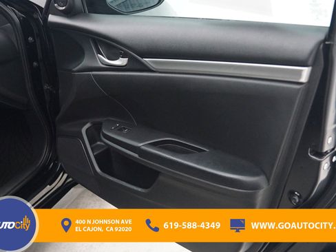 Used 2019 Honda Civic Sport image 16