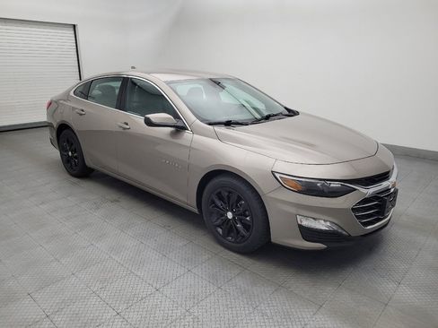 Used 2025 Chevrolet Malibu LT FWD image 11