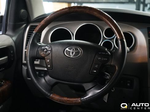 Used 2010 Toyota Sequoia Platinum AWD/4WD image 16