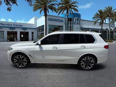 Used 2020 BMW X7 xDrive40i w/ Dynamic Handling Package AWD/4WD image 5