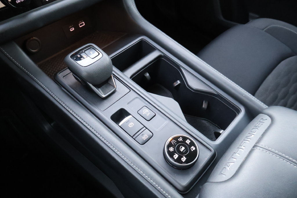 Certified 2024 Nissan Pathfinder S AWD/4WD image 22