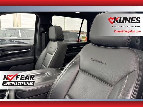 Used 2022 GMC Yukon Denali image 23