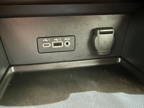 Used 2021 Nissan Sentra SV FWD image 36