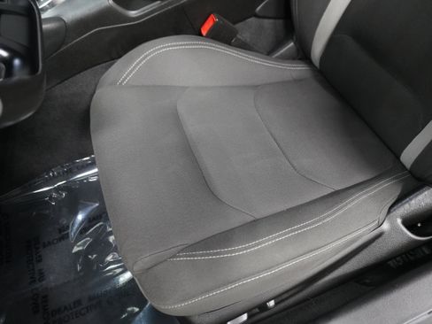 Used 2021 Chevrolet Camaro LT image 13