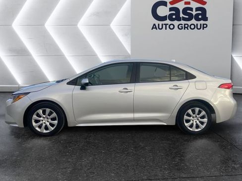 Used 2024 Toyota Corolla LE image 5