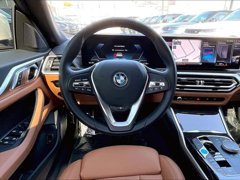 Used 2023 BMW i4 eDrive35 w/ Premium Package RWD image 5