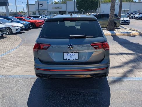Used 2023 Volkswagen Tiguan SE R-Line FWD image 5