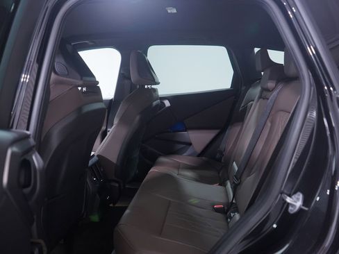 Used 2025 BMW X3 xDrive30i w/ M Sport Package image 9