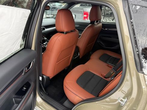 Used 2025 MAZDA CX-5 Carbon Edition image 6