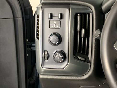 Used 2017 Chevrolet Silverado 1500 LT w/ All Star Edition AWD/4WD image 17