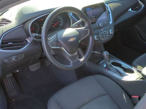 Used 2019 Chevrolet Malibu LT w/ Driver Confidence Package II image 11
