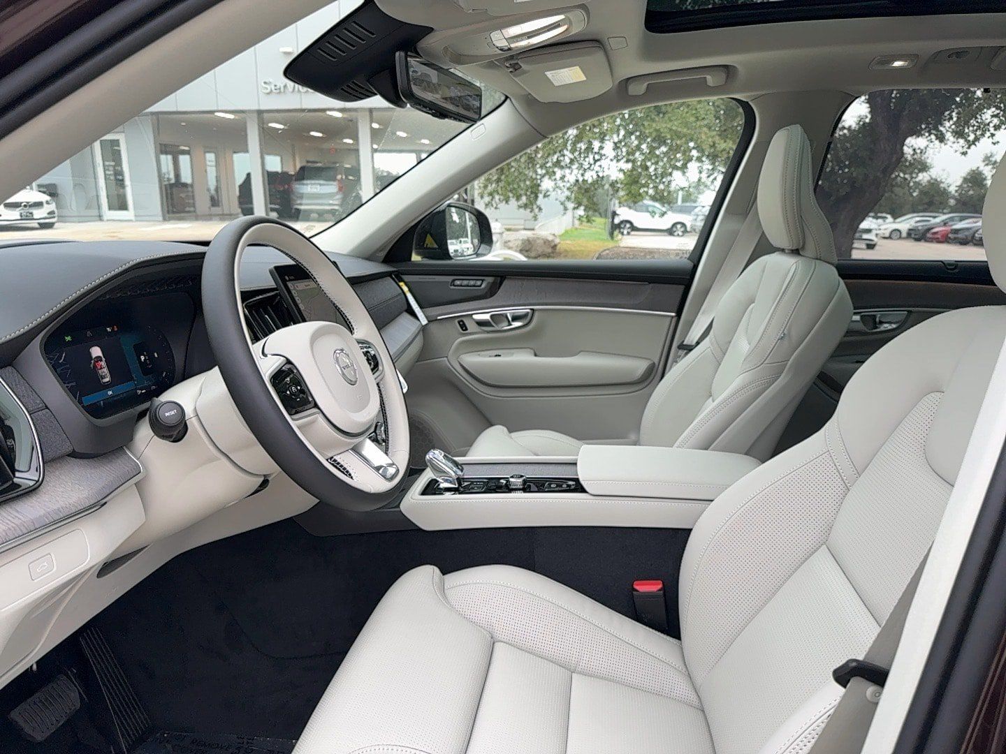 Used 2026 Volvo XC90 B6 Ultra w/ Protection Package Premier AWD/4WD image 13