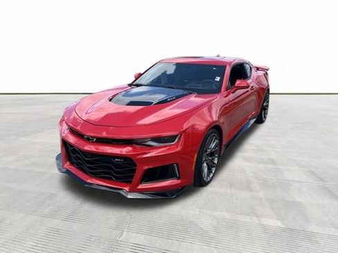 Used 2023 Chevrolet Camaro ZL1 RWD image 2