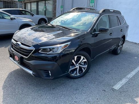 Used 2020 Subaru Outback Limited image 1