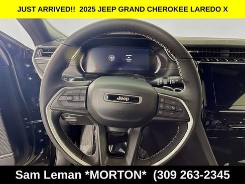 New 2025 Jeep Grand Cherokee Laredo X w/ Luxury Tech Group I image 11