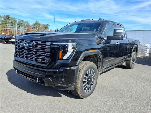 New 2026 GMC Sierra 2500 Denali Ultimate w/ Max Trailering Package image 3