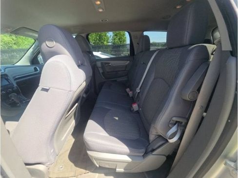 Used 2015 Chevrolet Traverse LT w/ Style and Technology Package AWD/4WD image 7