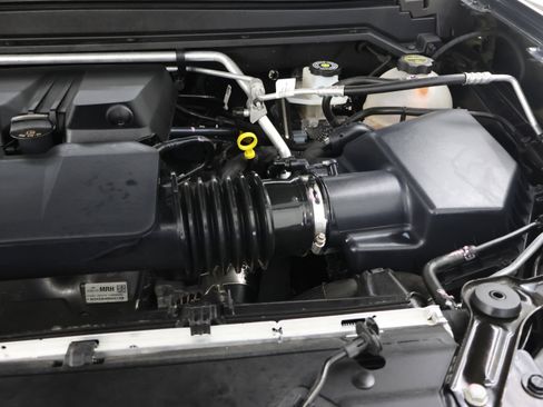 Used 2024 GMC Canyon Elevation w/ Elevation Premium Package AWD/4WD image 20