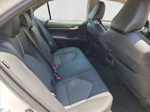 Used 2023 Toyota Camry SE FWD image 16