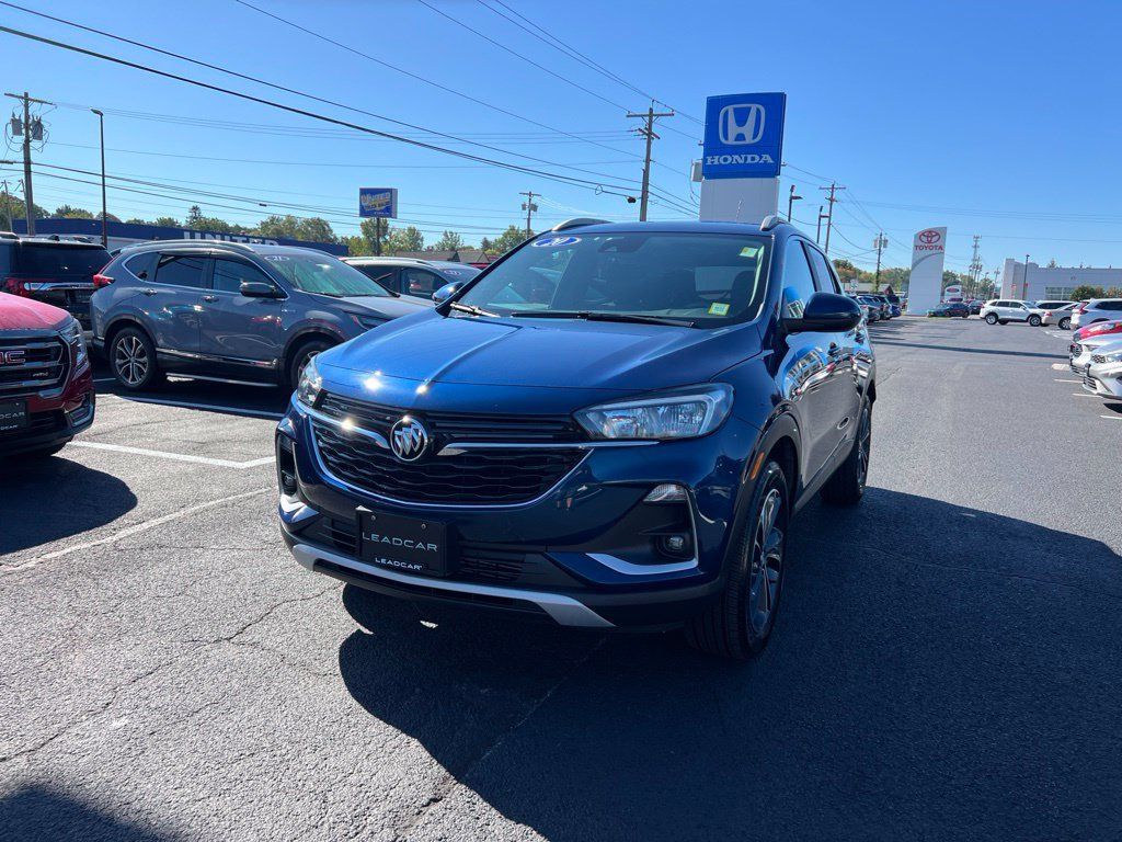 Used 2020 Buick Encore GX Select AWD/4WD image 1