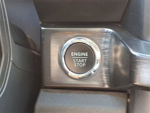 Used 2025 Ford F350 Lariat image 11